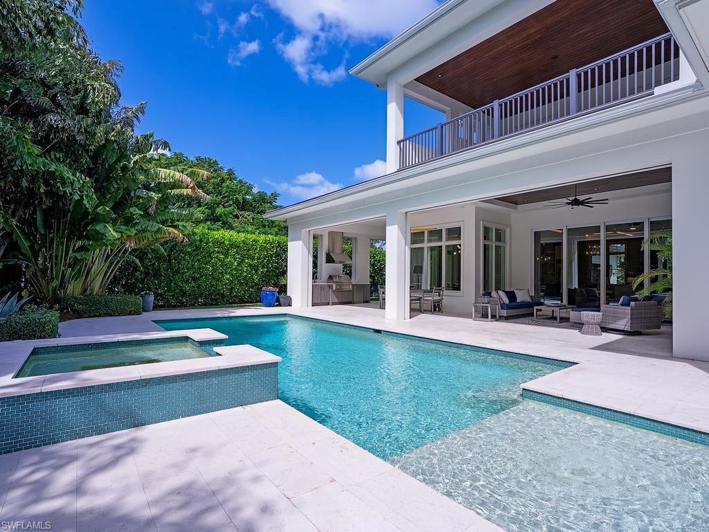 684 Bow Line DR
