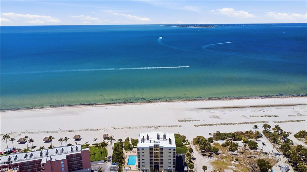 VACATION VILLAS - Residential