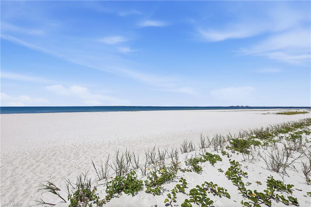 VACATION VILLAS - Residential