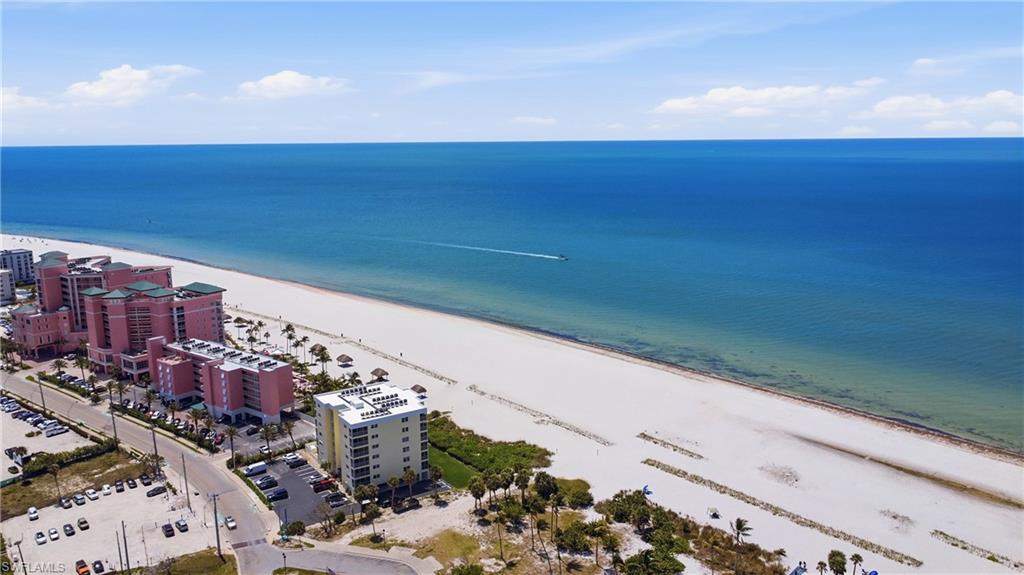 VACATION VILLAS - Residential