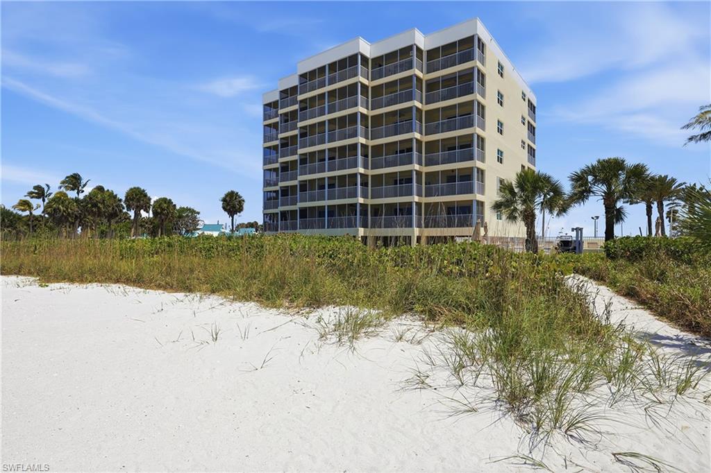 VACATION VILLAS - Residential