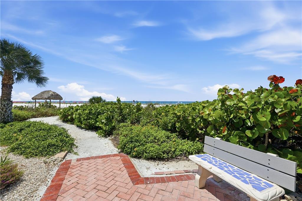 VACATION VILLAS - Residential