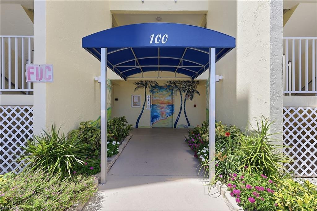 VACATION VILLAS - Residential