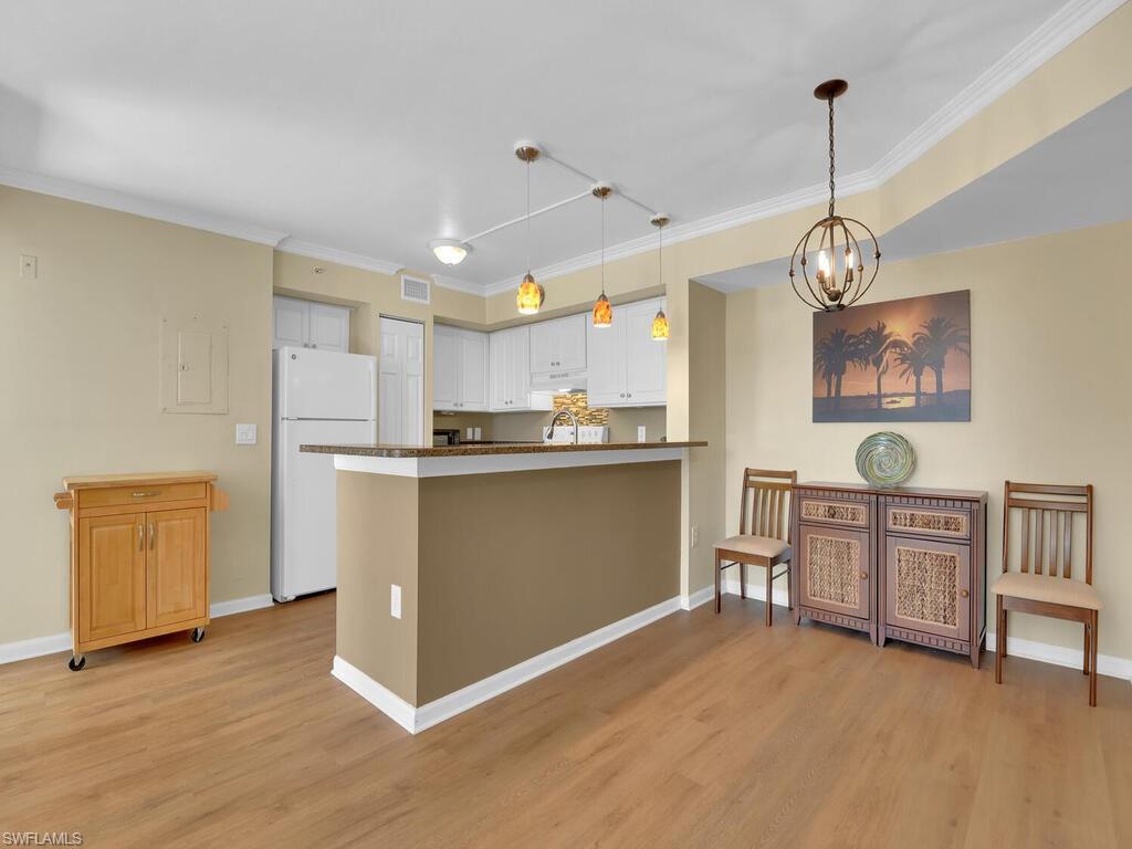 THE ENCLAVE AT NAPLES - Residential