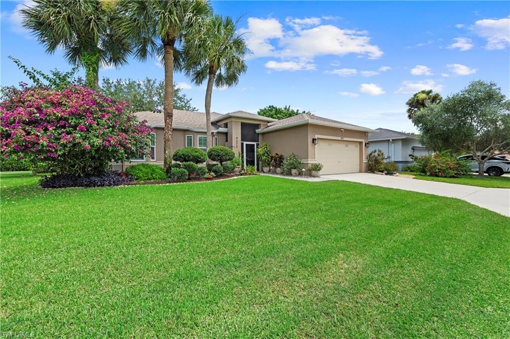 9372 Lake Abby LN