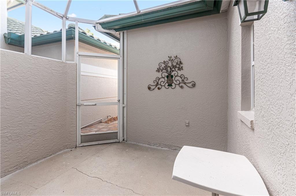 PALM COLONY - Residential