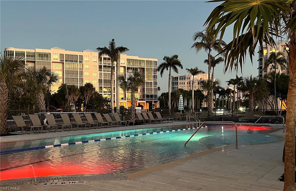 BAREFOOT BEACH CLUB - Residential