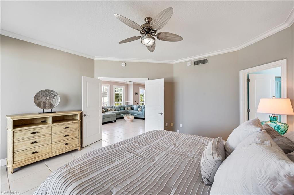 BAREFOOT BEACH CLUB - Residential