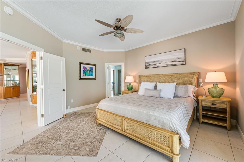 BAREFOOT BEACH CLUB - Residential