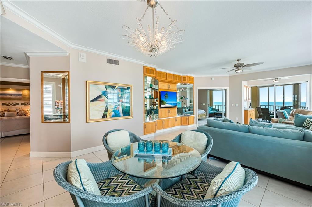 BAREFOOT BEACH CLUB - Residential