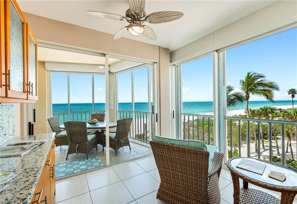 BAREFOOT BEACH CLUB - Residential