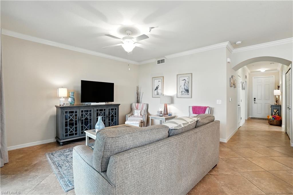 BONITA NATIONAL GOLF AND COUNTRY CLUB - Residential Lease