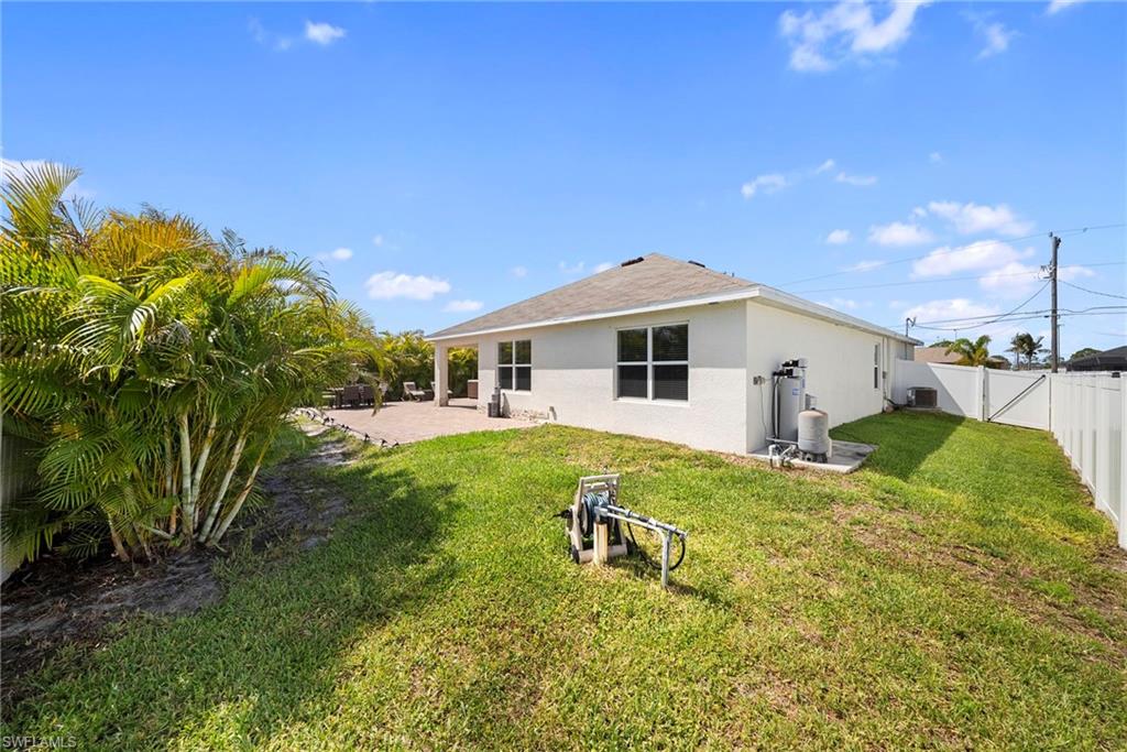 CAPE CORAL - Residential