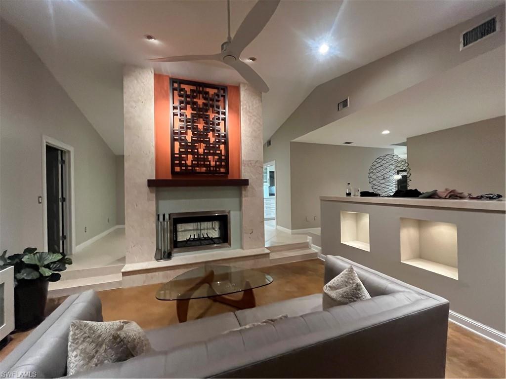 240 Nottingham DR