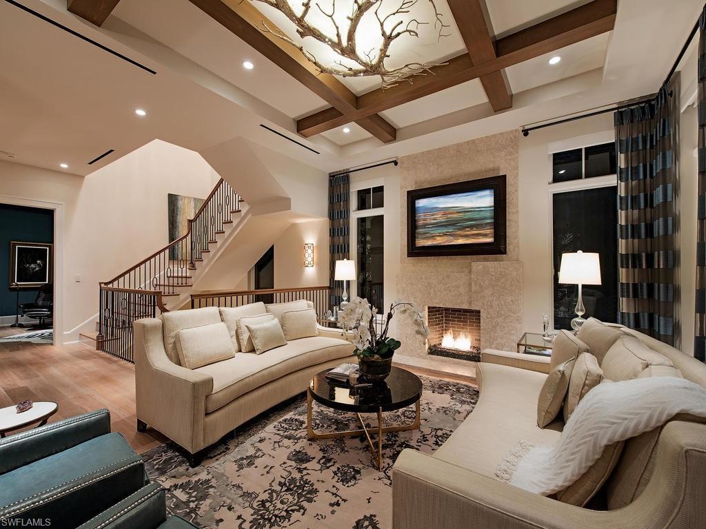 NAPLES CASAMORE - Residential