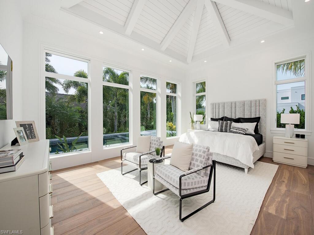 PARK SHORE - Residential