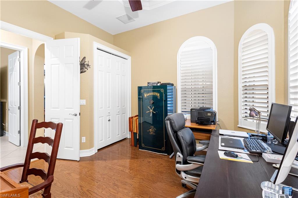 GOLDEN GATE ESTATES - Residential