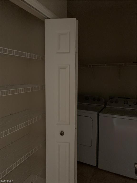 MIRROR LAKES - Residential