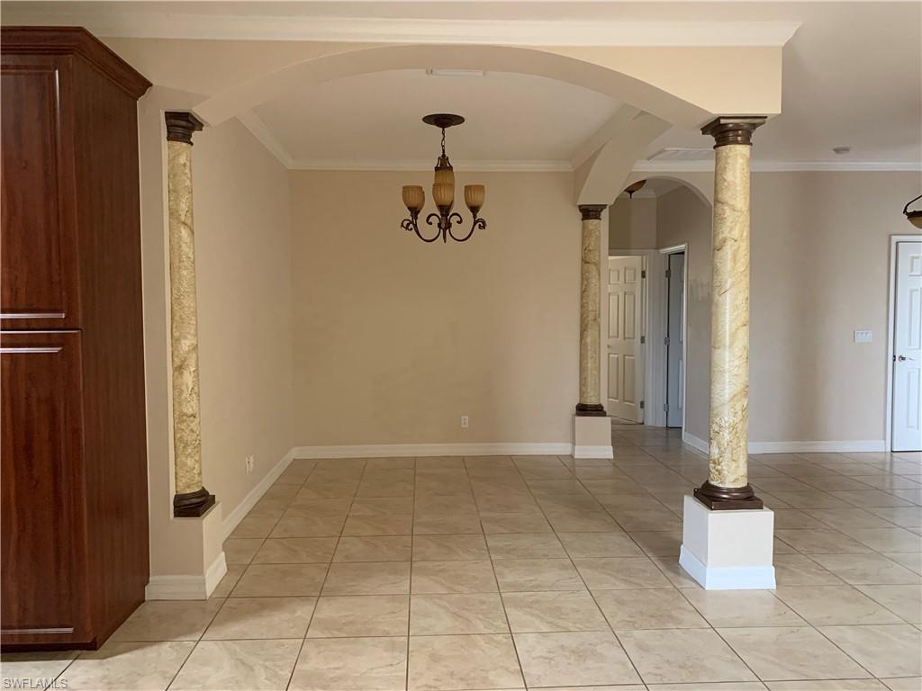 MIRROR LAKES - Residential