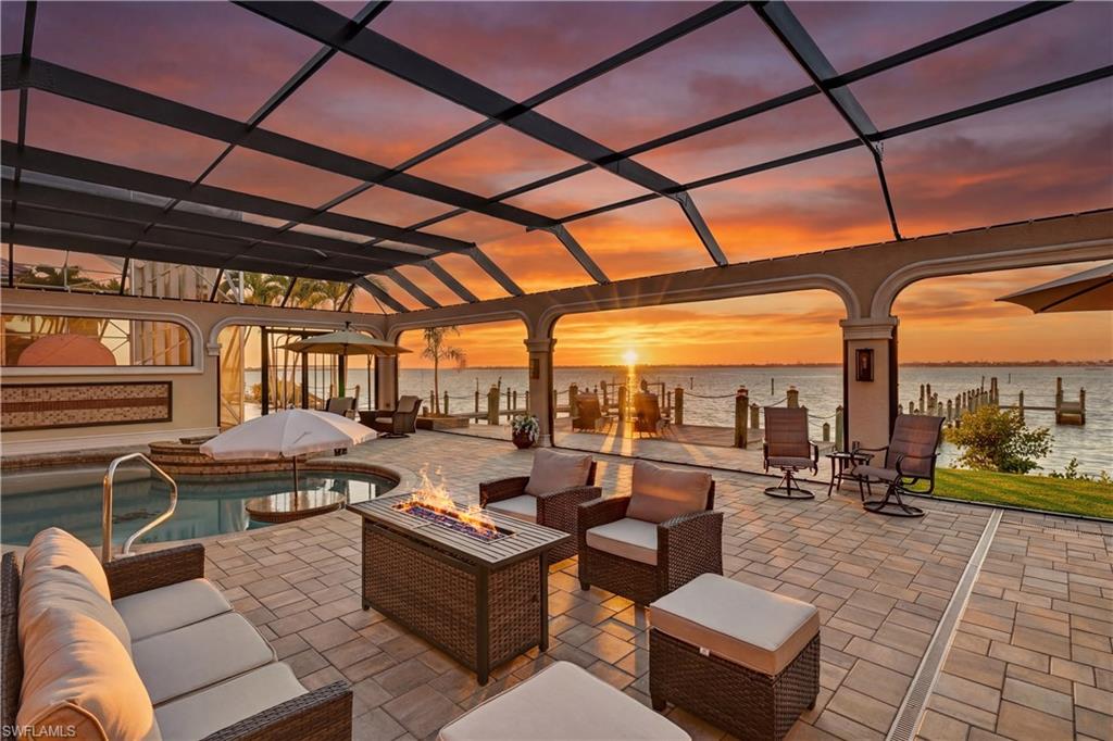 RIVERSIDE YACHT CLUB - Residential