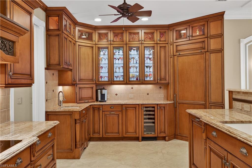 RIVERSIDE YACHT CLUB - Residential