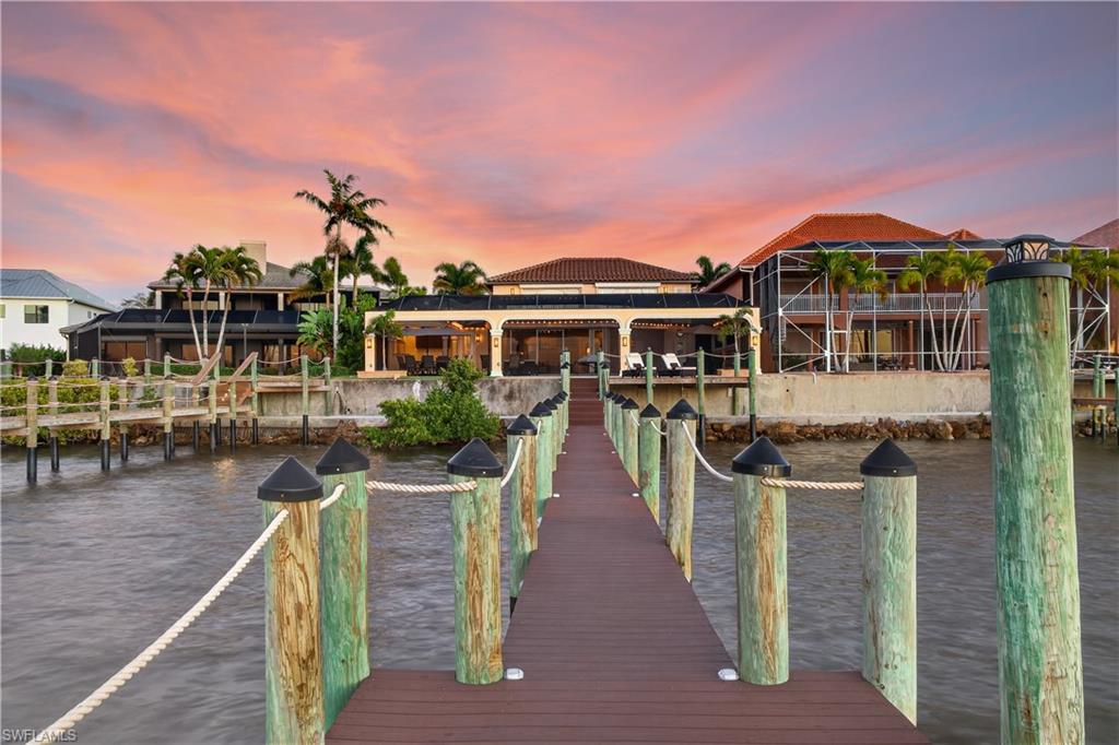 RIVERSIDE YACHT CLUB - Residential