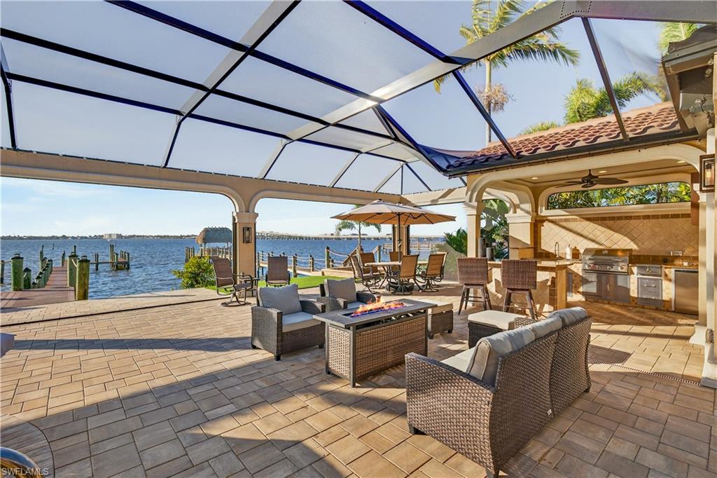 RIVERSIDE YACHT CLUB - Residential