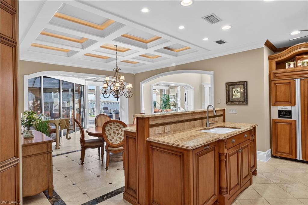 RIVERSIDE YACHT CLUB - Residential