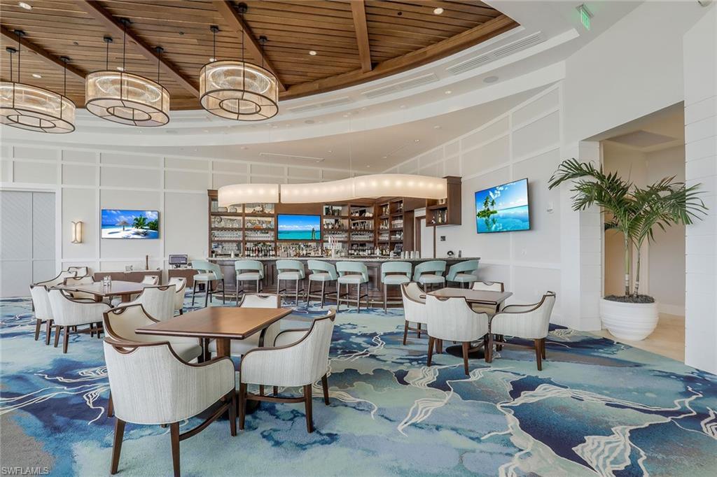 HIDEAWAY BEACH - Land