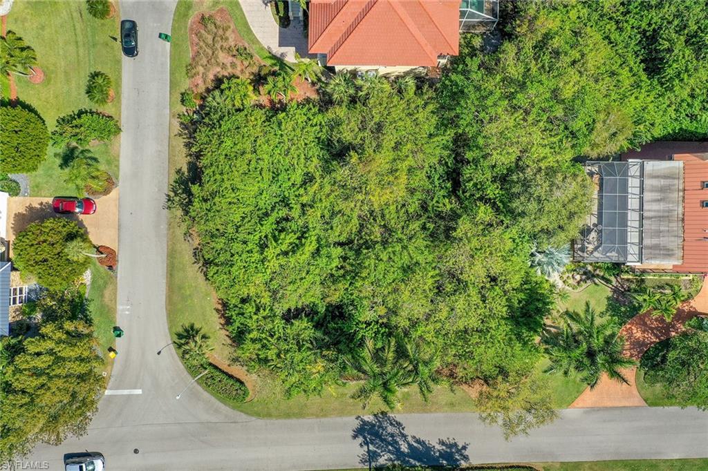 HIDEAWAY BEACH - Land