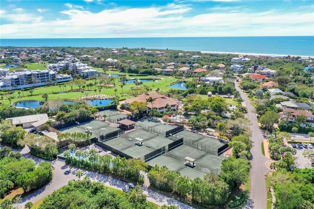 HIDEAWAY BEACH - Land