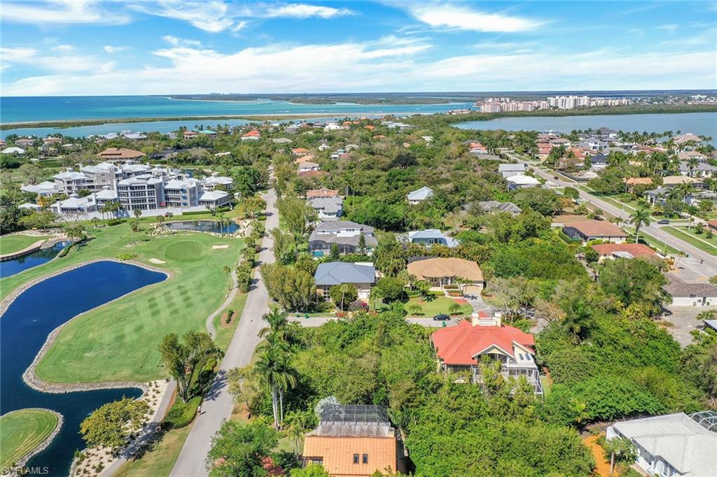 HIDEAWAY BEACH - Land