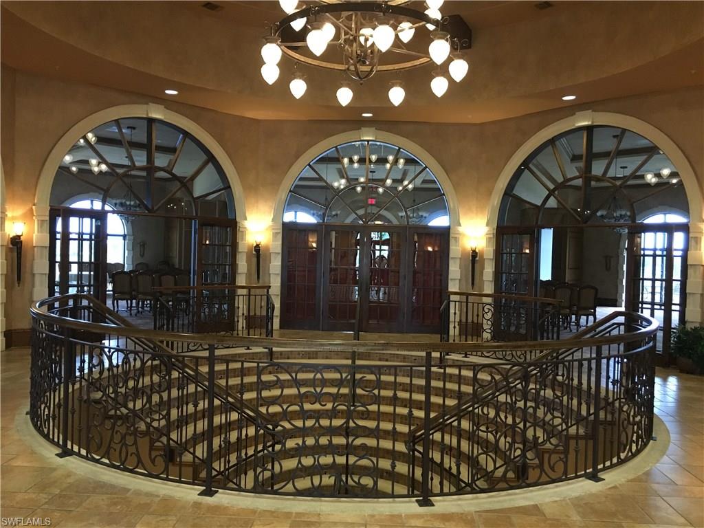 COACH HOMES AT HERITAGE BAY - Residential