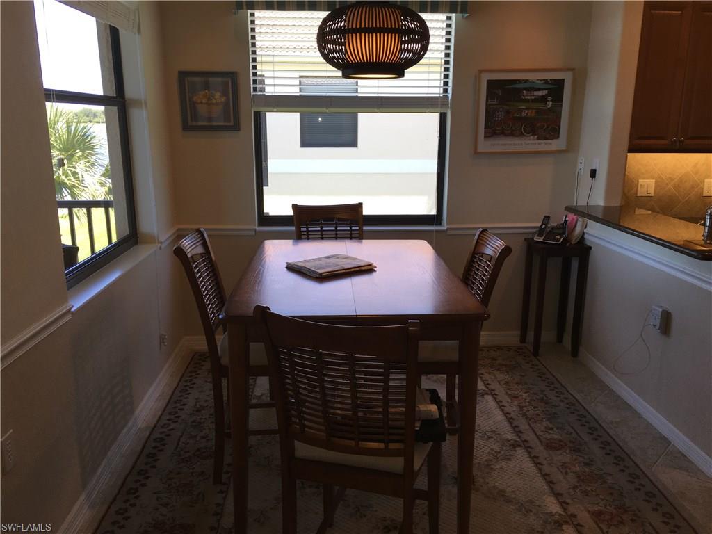 COACH HOMES AT HERITAGE BAY - Residential