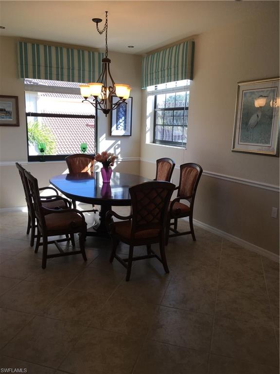 COACH HOMES AT HERITAGE BAY - Residential