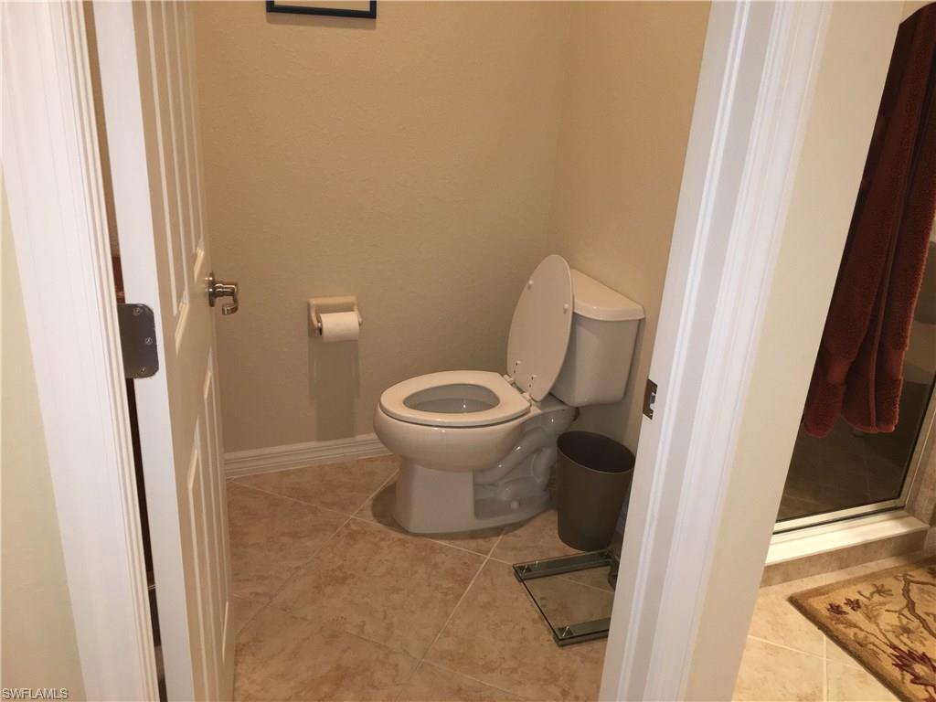 COACH HOMES AT HERITAGE BAY - Residential