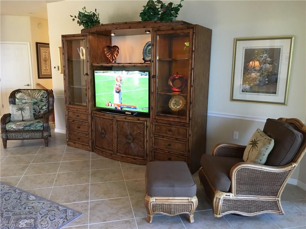 COACH HOMES AT HERITAGE BAY - Residential