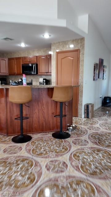 900 BUILDING - Residential