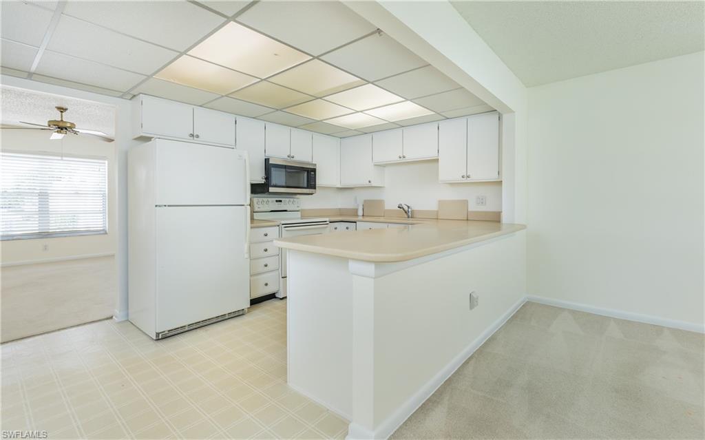 6884 Sandtrap DR 4
