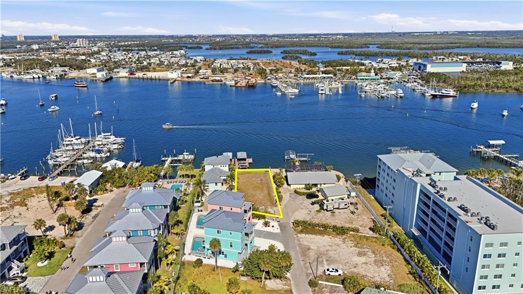 BEACH ESTATES - Land