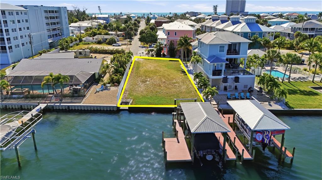 BEACH ESTATES - Land