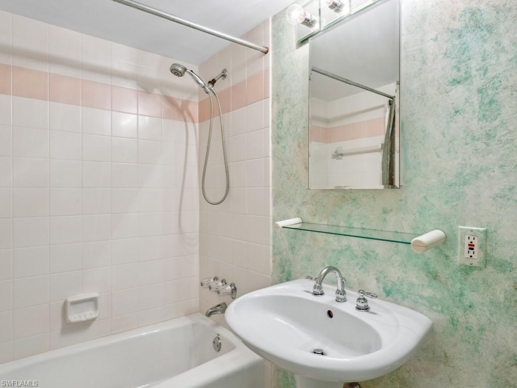 LES FALLS - Residential