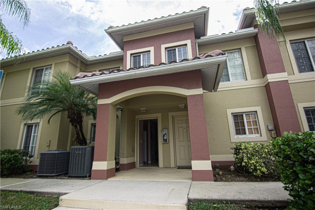 TOWNHOMES AT STONEYBROOK - Residential Lease