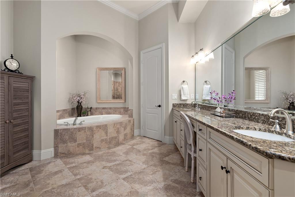 RIVERBROOKE - Residential