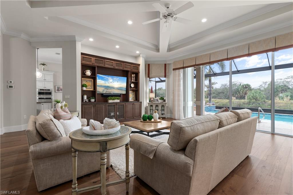 RIVERBROOKE - Residential