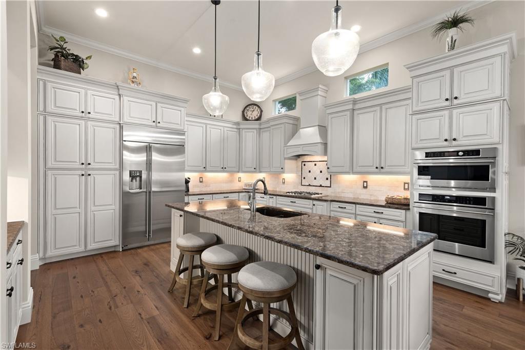 RIVERBROOKE - Residential