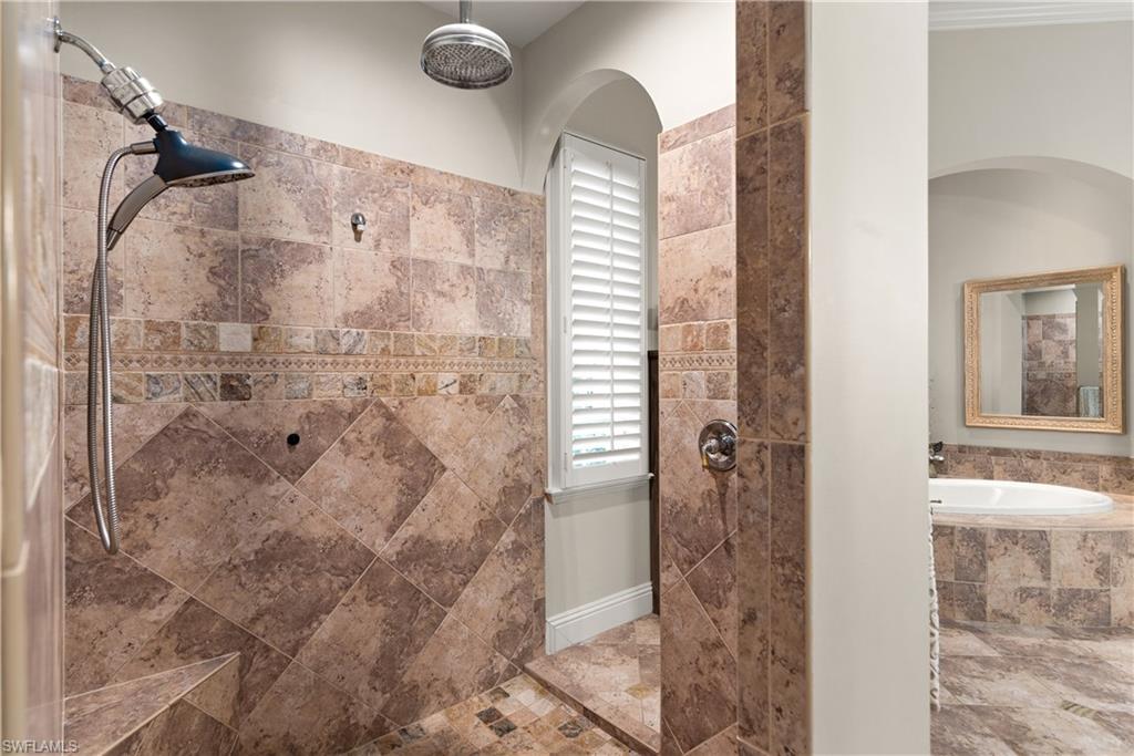 RIVERBROOKE - Residential