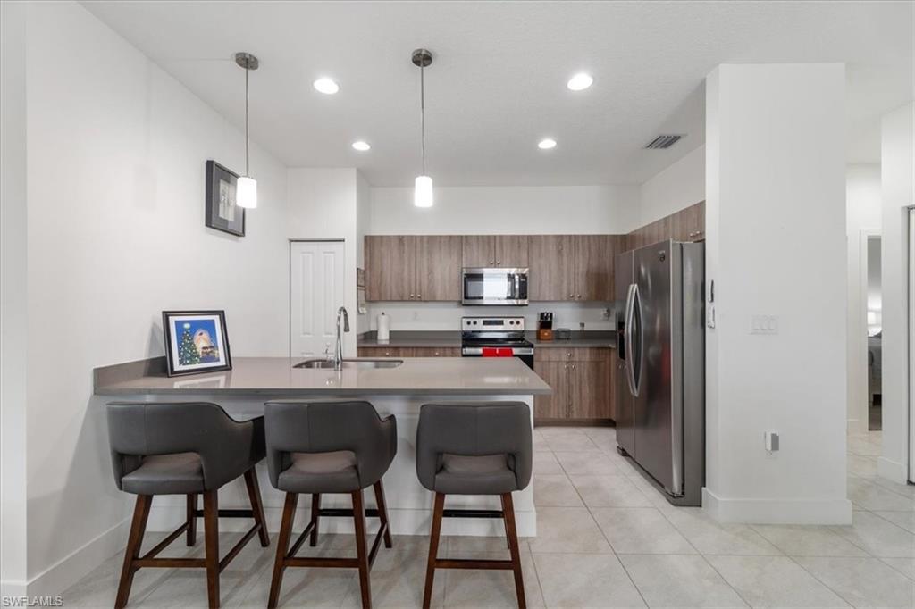 MAPLE RIDGE - Residential Lease