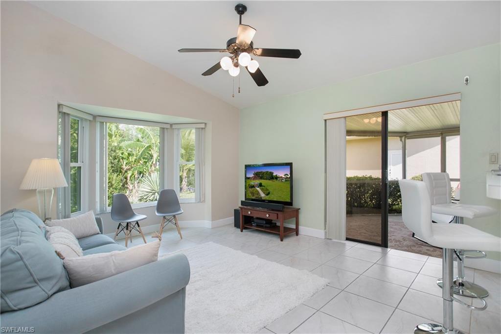 VILLAS FOUR - Residential