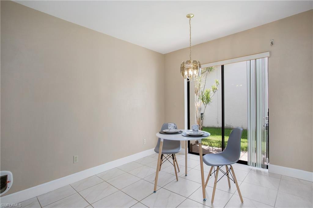 VILLAS FOUR - Residential